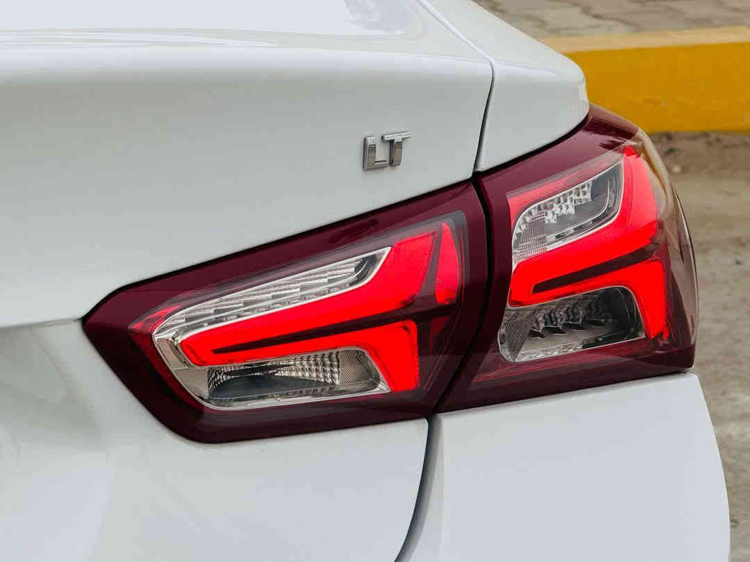 سلام عليكم   للبيع -  ماليبو 2022 

🛑رقم اربيل الجديد باسمي هزة جديدة 🛑
 المواصفات:
 • بصمة فتح وغلق الأبواب
 • بصمة تشغيل
 • شاشة جبيرة
 • كاميرا 
 • تشغيل عن بُعد
 •زنون عالي ناصي 
‏ • LED أمامي وخلفي
 • حساس ضغط الإطارات (TPMS)
 • كشن السايق كهرباء
 • تبريد قطعتين 
 • المكينة  والكير الصدر بحالة ممتازة
ماشية ٤٢ الف 
سيارة حادثها خفيف جدا شبه كلين جاملغ خلفي نص صبغ
بدون ايرباك بدون اي ضرر 
 
مكان السيارة بغداد (شارع الربيع او التاجيات ) 
 السعر: 148 
 للاستفسار:
***********
