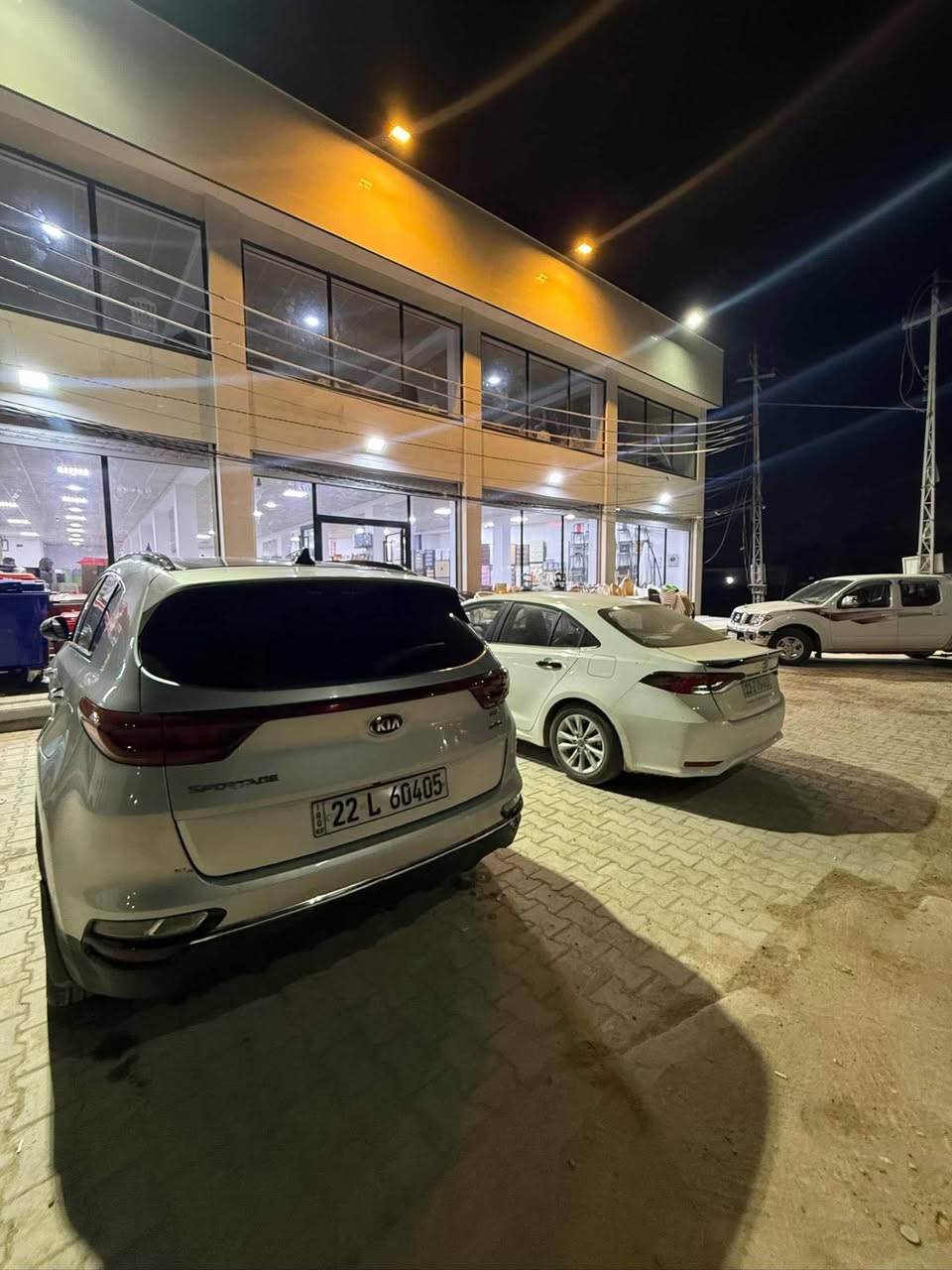 السلام عليكم سبورتج للبيع مديل 2020 ح
رقم اربيل 22
وارد امريكي حادث امريكا جاملغ الامامي تبديل فقط وهنا بل عراق تبدل قبق الجنطه اصلييي اكفلك شواصي ولغود

محرك 2400GDl 
ملاحضه بانزين كله محسن ودهن اصلي 

مواصفات فول فول فول خنك 
بنوراما 
تحديد مسار 
نقطه عمياء 
لايت زنون 
بك لايت لد 
اشاير بل مري ومري شفط عنده القفل 
بصمه تشغيل ابواب صندوك 
سايد بريك بصمه 
دفع رباعي 
انضمه قياده 
كشنات جلد +تدفئه تبريد 
ستيرن تدفئه تبريد 
صندوك كهرباء 
كشافات زنون 
رادار داير مداير السياره امامي وخلفي وجانبي 
شاشه كبيره 
تبريد قطعتين 
مانع تزحلق 
وبعد بيهه مواصفات هواييي 
ماشيه 150 الف 

مكان سياره كربلاء 
الرقم ***********لايوجد وتساب 
السعر 182وبيه مجال
