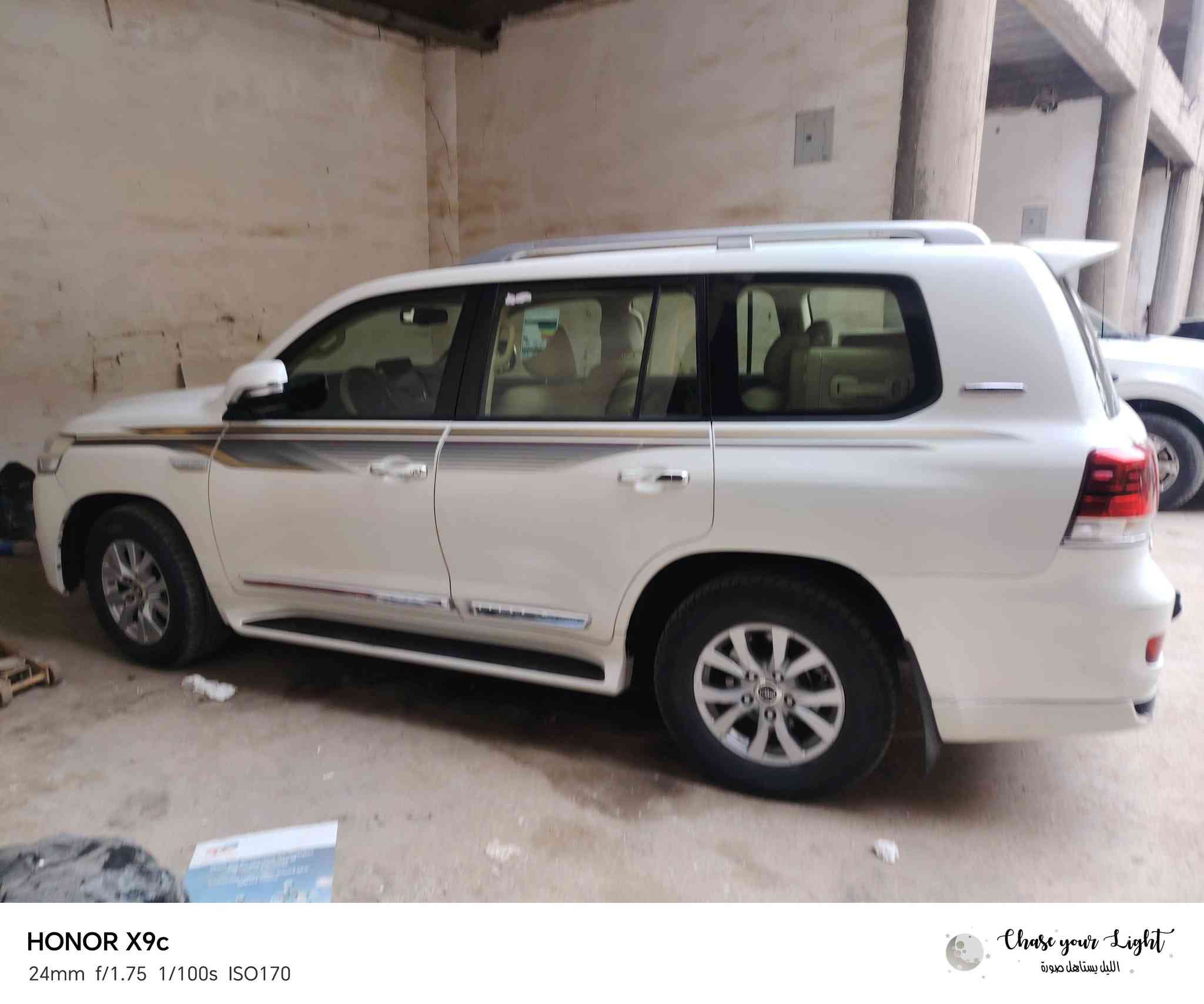 السلام عليكم جكسارة للبيع ٢٠١٦ مكفولة السعر ٤٧٠٠٠ دولار للاتصال ***********
