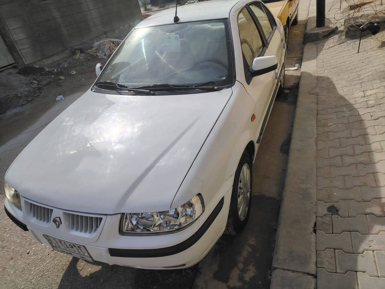 صمد للبيع موديل 2011 سياره حلوه احلى من الصوره سعر 40 وبيها مجال مكان نجف رقم بابل الرقم ***********
