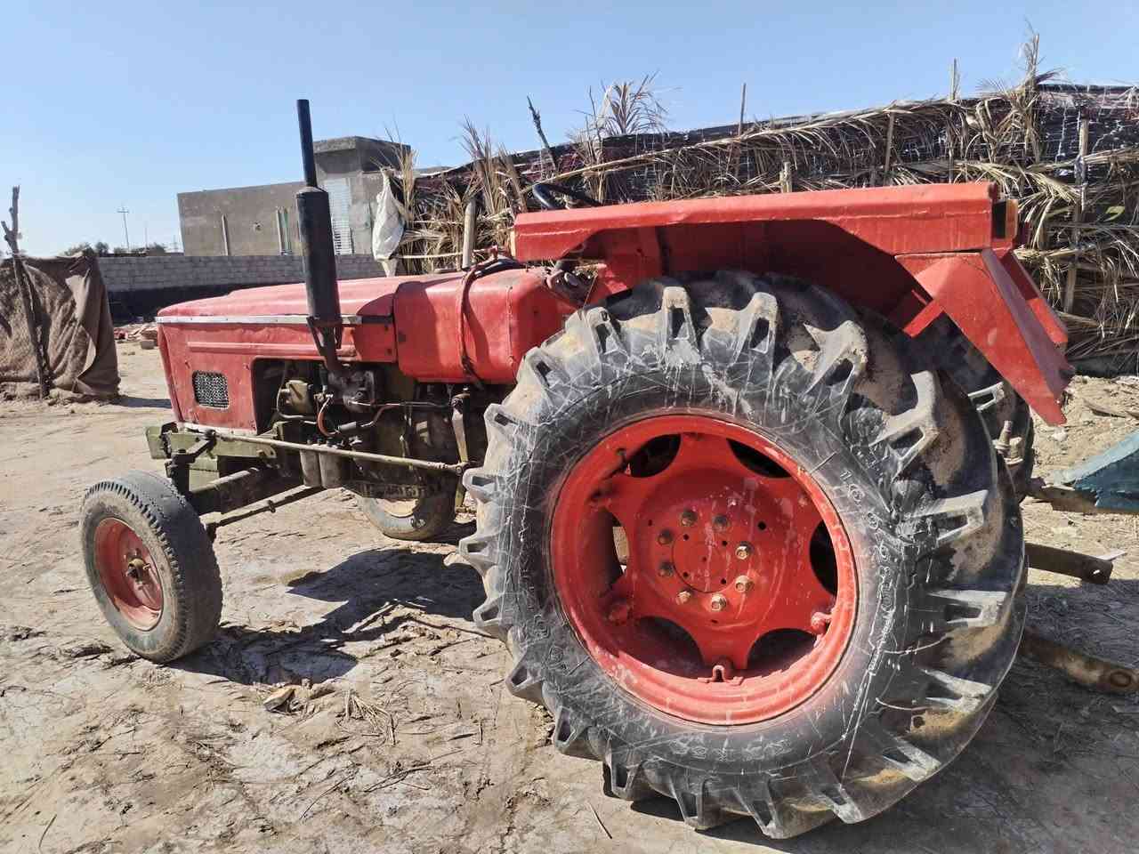 للبيع عنتر بدون موديل 88 جاهزه مابيها اي نقص مابيهه العنوان طريق نجف كربلاء عمود 870 للاستفسار ***********
