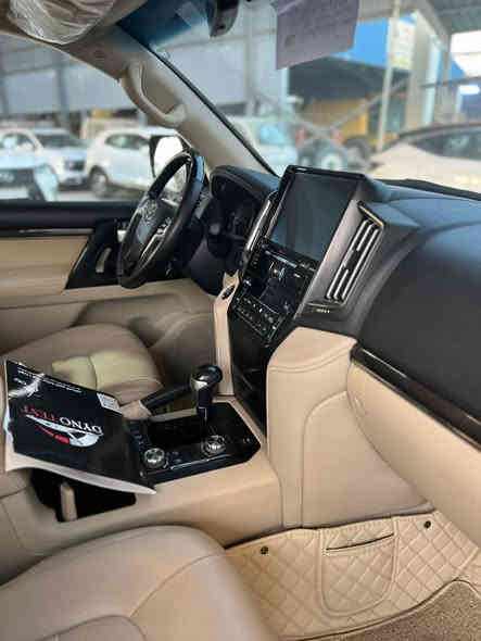 يالله
سلام عليكم 

لاندكروز كراند تورنك Gxr 

السياره مكفولة 

ماشيه 80

موديل 2021 الون اسود

  

رقم سليمانيه  تريد وكاله تريد تحويل حاضر 

فول مواصفات

سلايد روف وبصمة 

تخم تاير جديد 

كراسي كهرباء 

كشنات جلد 

شاشات كبيرة بلاد ام الترحيب

حساس خلفي وامامي 

جنطة كهرباء 

تحكم ستيرن جهتين

مري شفط 

 تشغيل عن بعد 

اشاير ترحيب

حساسات امامي وخلفي 

شاحن لاسلكي( واير ليس ) 

  8 ايرباك 

دبل ماوس 

كامرة خلفية 

نظام ABS 

ثلاجة 

لايت زنون كشافات

ويل كب كروم حجم 20

حجم المحرك: 6 سلندر

بصمات عدد 2

زراك لايت

عده وغراض الشركه  وبصمات 

مكاني السياره واسط الزبيديه 

استفسار 

السعر:590 وبي مجال لشراي

***********
