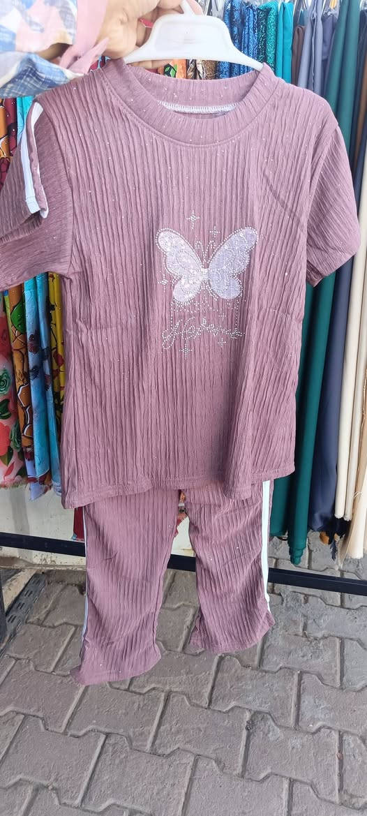 تراكات بناتي ستراس 🌸💕🧿
 ..
بأنسب الاسعار 🌹🦋
 .
متوفر من عمر 3 سنوات ــــــــ عمر 12 سنة 😍
.
قياسات من(12ـــــ20)💕
.
السعر:8،000 ألاف دينار بسسسسس 🔥 
.
القماش أصلي درجة أولى 😍 
 .
العنوان ـديالى-خان بني سعد ـالحولي-مقابل ابو سعد الجوراني مجمع كرار 🔥🫶🏼 
.
@إشارة


**إذا كنت صاحب هذا الإعلان وتريد حذفه لأي سبب، رجاءا أرسل رسالة إلى الدعم الفني**