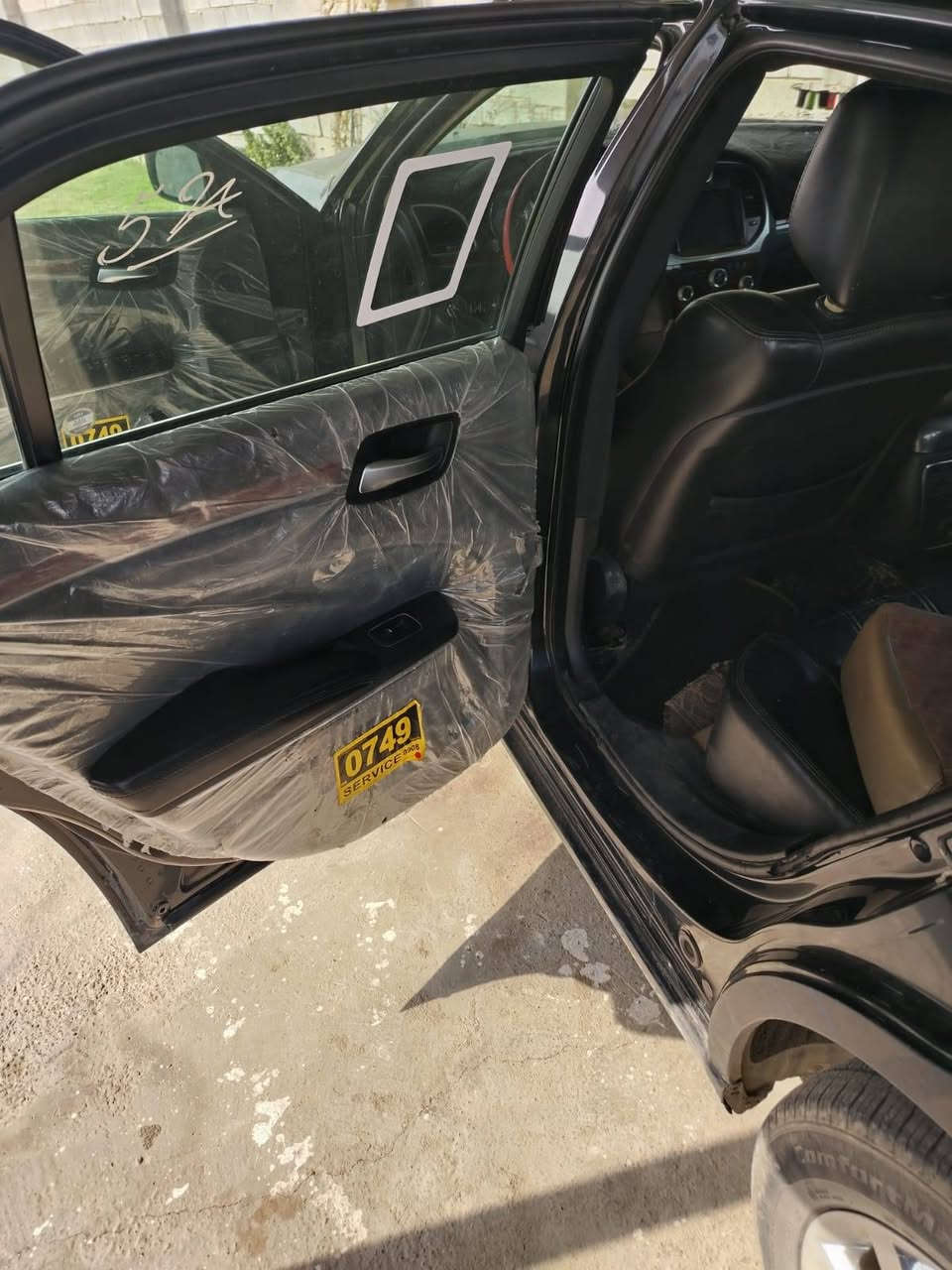 بعد السلام والتحية. أوباما 2012 رقم شمالي سنويه وهزة جديد تحويل مباشر ضرر خفيف خاملغ خلفي + رصعات خفيفه والسونار مرفق بالمنشور سعرها 145 وبيها مجال شي قليل مكان السياره
تكريت + الظلوعية 
 للاتصال 
***********
