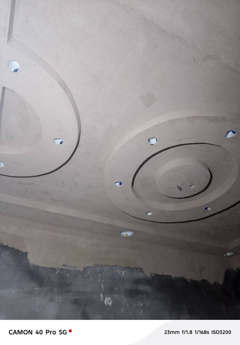 سلام عليكم خلفه لبخ وجص وبياظ شغل درجه اولئ متفرق حاليا نتصل وتدلل ***********
