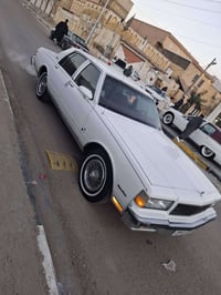 كابرس ١٩٨٩ • مكينه ٣٠٥ • گير ٧٠٠