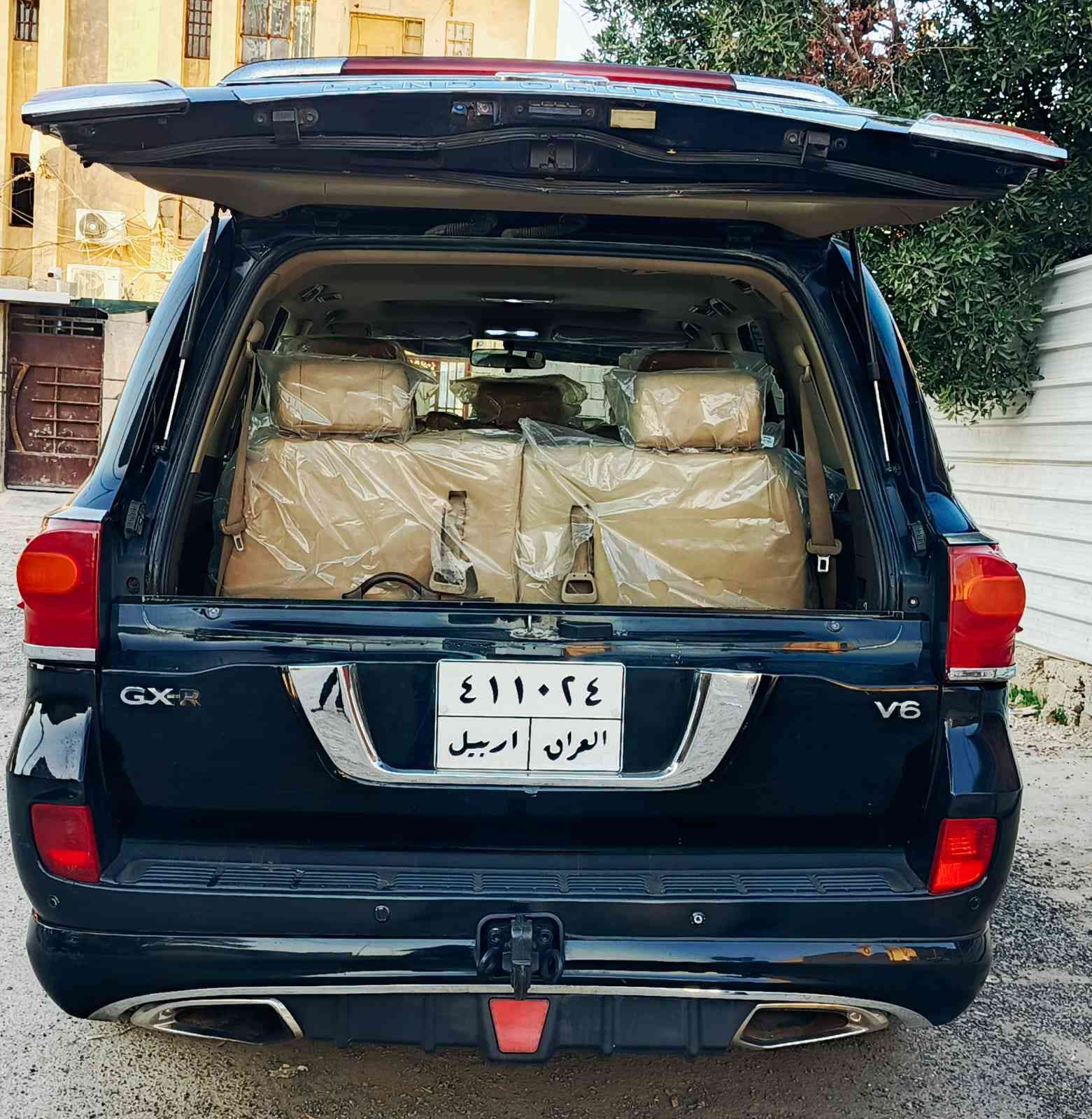 لاند كروز موديل 2009 محدثة 2015 بيها صبغ جاملغ امامي اثر شخوط وصبغ جاملغ خلفي مستعجل على البيع ب دفترين ونص 250 ورقة بيها مجال 
للاستفسار الاتصال 
***********
