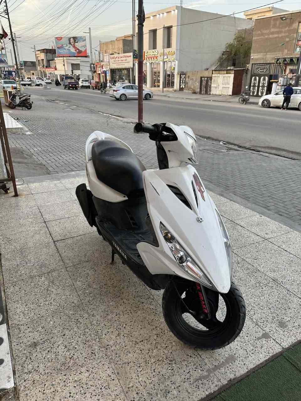 للبيع ماكس مضلع رمبه مكينته ما مفتوه كفاله وين ما تريدافحص دراجه نضيفه كفره نضيف كابريته 
مكان الدراجه بصره معقل محلزر 22يم مطعم باب الحاره 
سعره 950 و بيه شو مجال 
هاتف ***********
