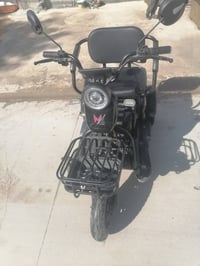 ماطور شحن • شبه جديد • دراجة كهربائية