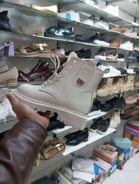 تخفيضات • محل كله • ملابس