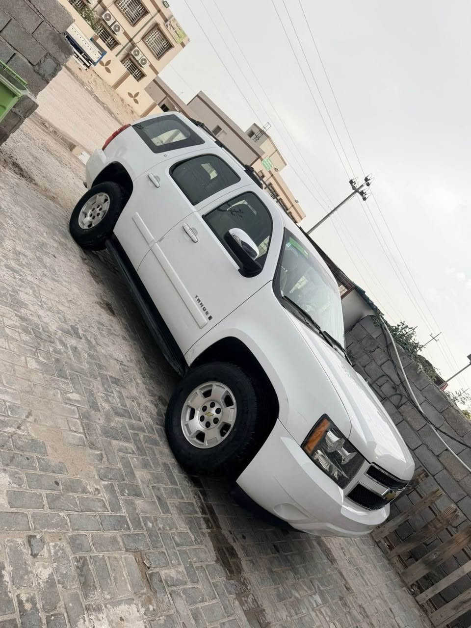 السلام عليكم تاهو البيع 2009 رقم بصره تحويل مباشر سياره خليجي ومكفوله سياره جاهزه من كلشي مكينه وكير كارتون حداديه شرط كارتون تخم تاير تونه شاده سياره جاهزه من كلشي وكفاله سياره 
اخوان أنا مكلف بل نشر 
العنوان البصره سفوان 
السعر 180 
الرقم ***********
الرقم *********** البصرة, العراق
