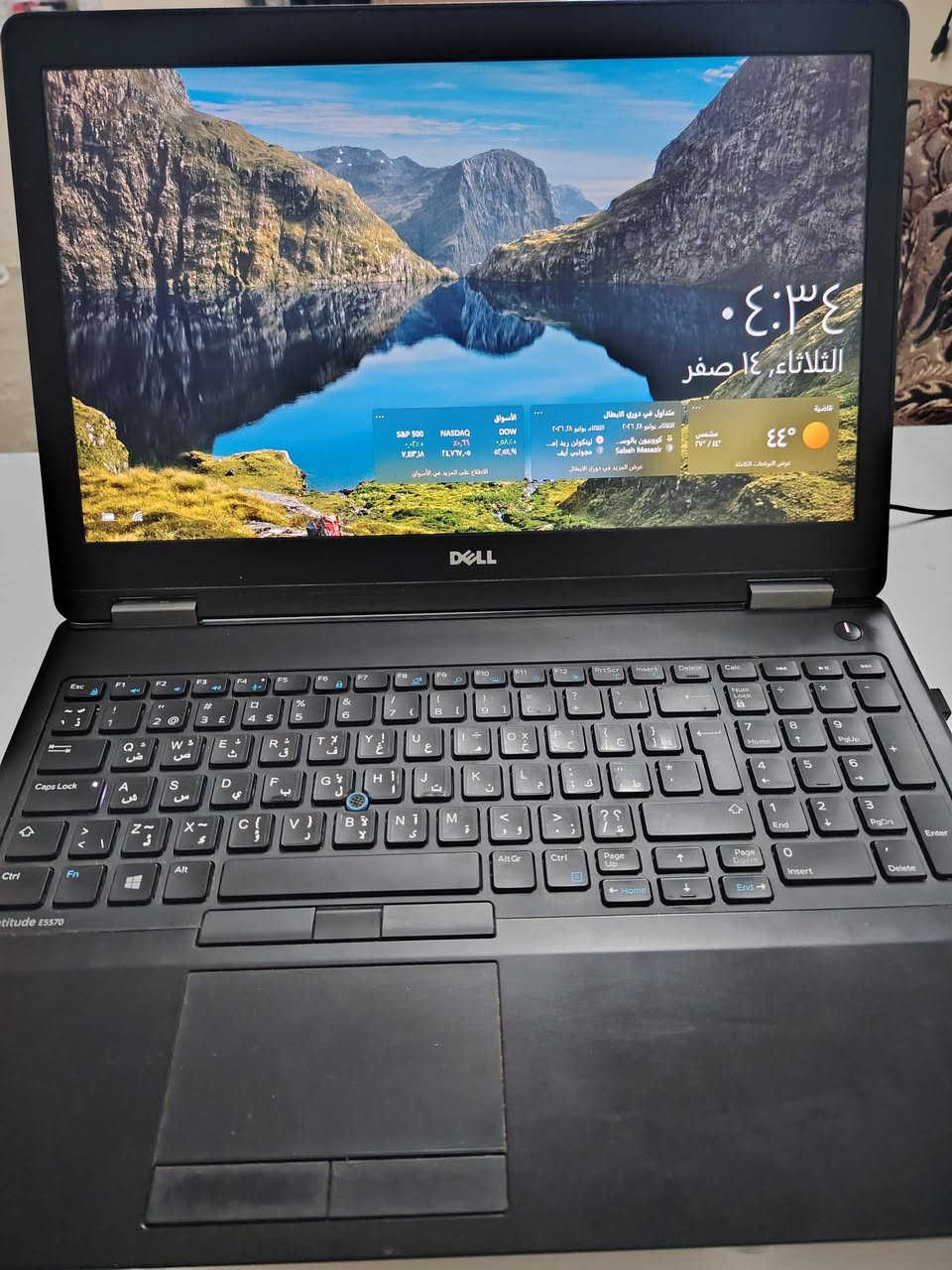 للبيع للبيع للبيع

لابتوب DELL  الجيل السابع 
حجم الشاشة  15.6 الوانها كلش حلوه ونقية  يجي بمعالج core i5
رام RAM 8G
هارد HARD  250G

*********** رقمي واتساب متوفر أيضا

السعر ارخص من السوق وبالمعقول

 مشكلة فقط في البطارية تشغل ١٥ دقيقة
