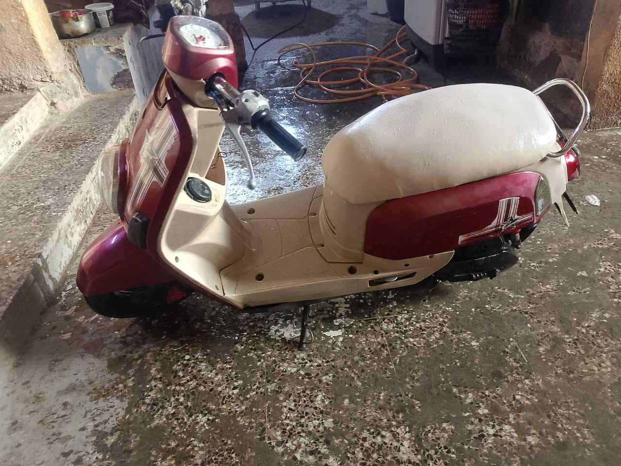 السلام عليكم البيع دراجه ماكس بوليسي نكره سلف كهربائية كله شغاله مزوده بوشه 55مكاني كربلاء العسر 450قفل


**إذا كنت صاحب هذا الإعلان وتريد حذفه لأي سبب، رجاءا أرسل رسالة إلى الدعم الفني**