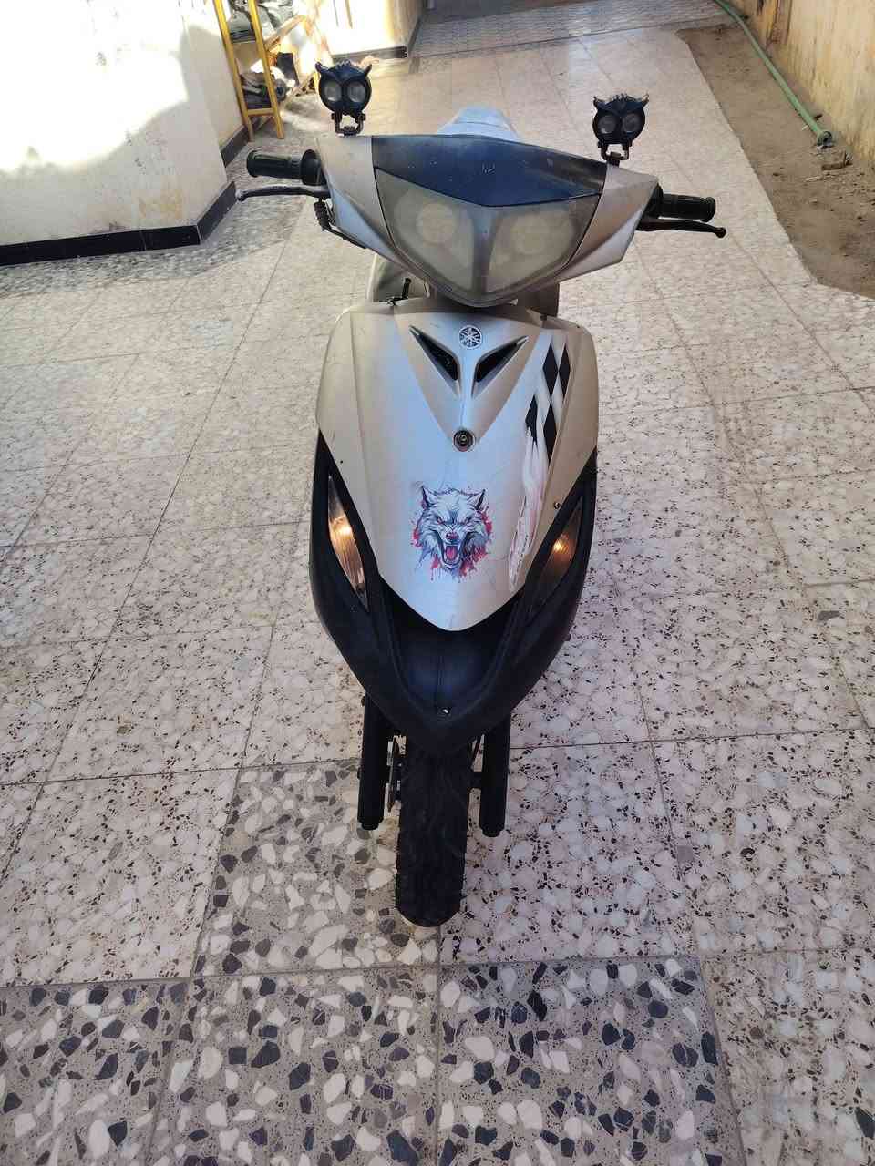 دراجه ماكس 140 يماها ياباني  دراجه مبدل بيها بس ولفات فقط دراجه ناعمه وخير من الله كفرات كلهن ختم واحد كهربائيات شغاله كلهن تخم تايرات جديد دهن جديد دراجه مرتبه السعر ٥٠٠ الف وبيها مجال للشرايه حق لجيه
النوان بصره شط العرب الجزيره قرب جسر خالد. رقمي  ***********
