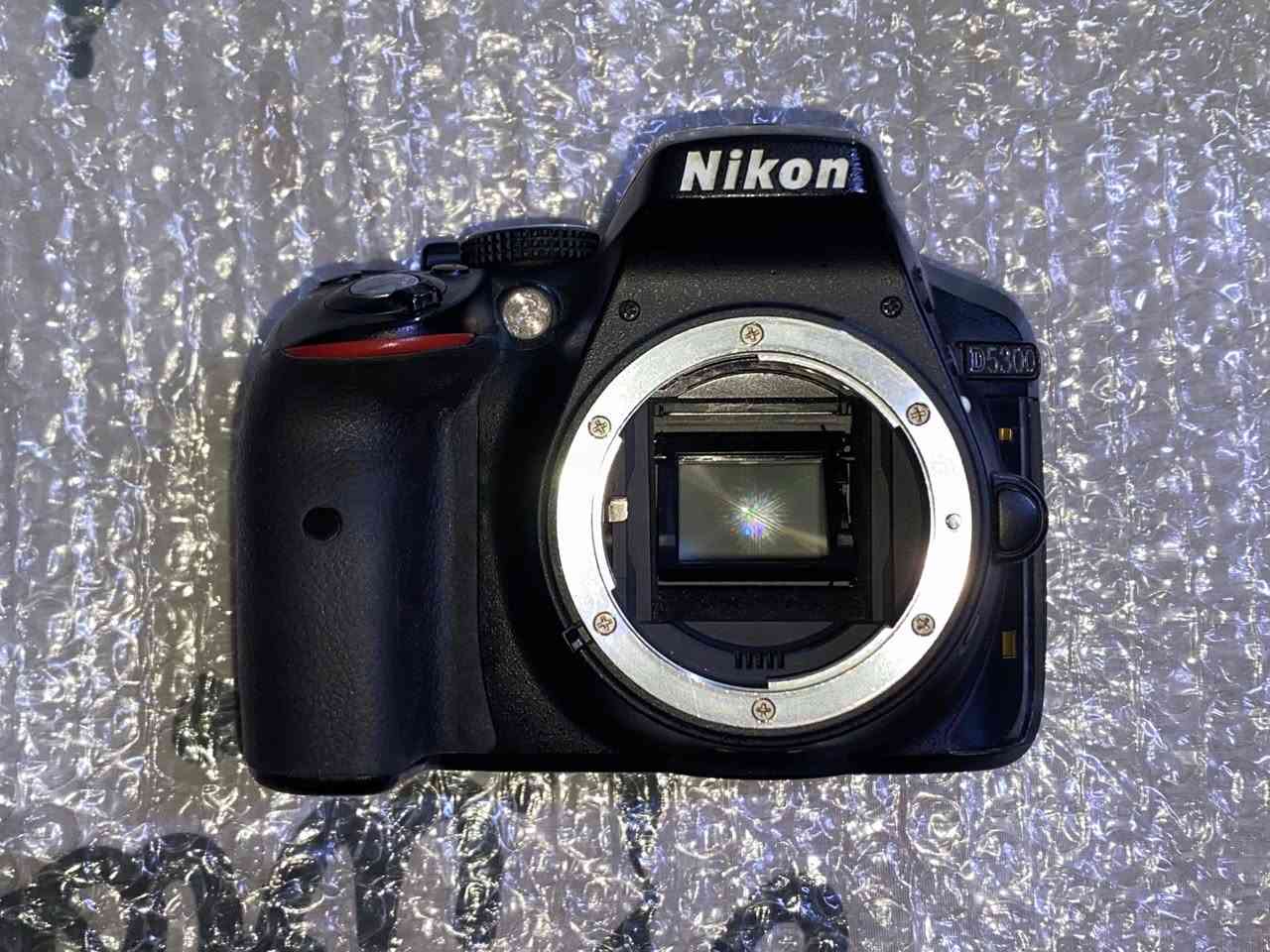 كامرة للبيع Nikon D5300

* الشتر: 33,186 لقطة فقط
* العدسة Sigma 70-300mm f/4-5.6 DG Macro
* الدقة 24 ميگابكسل
* الشاشة متحركة (قلّابة)
* البطارية أصلية
* رام ذاكرة 128GB
* كڤر + شريط
* ⁠النظافة 90٪؜
الكامرة بحالة ممتازة وما بيها أي مشكلة
السعر 450 ألف وبي مجال

للتواصل واتساب ***********
