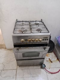 طباخ • ثلاجه • كراسي