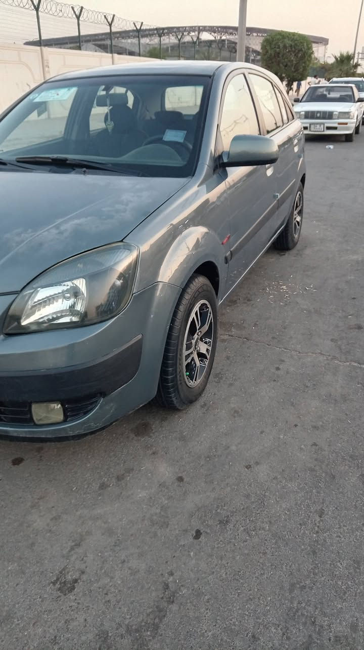 السلام عليكم
كيا ريو موديل 2006 وارد أمريكي  رقم بغداد إنكليزي بسمي مكينة 1600 مكينة وكير مكفولات صدر جديد كهرباءيات كلها شغالة المكان بغداد الرصافة الاستفسار ***********
