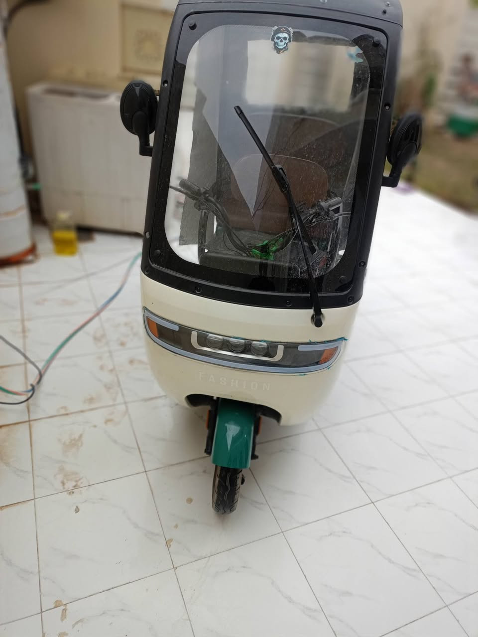 السلام عليكم تكتك للبيع جديدة مال شحن السعر خاص ***********
