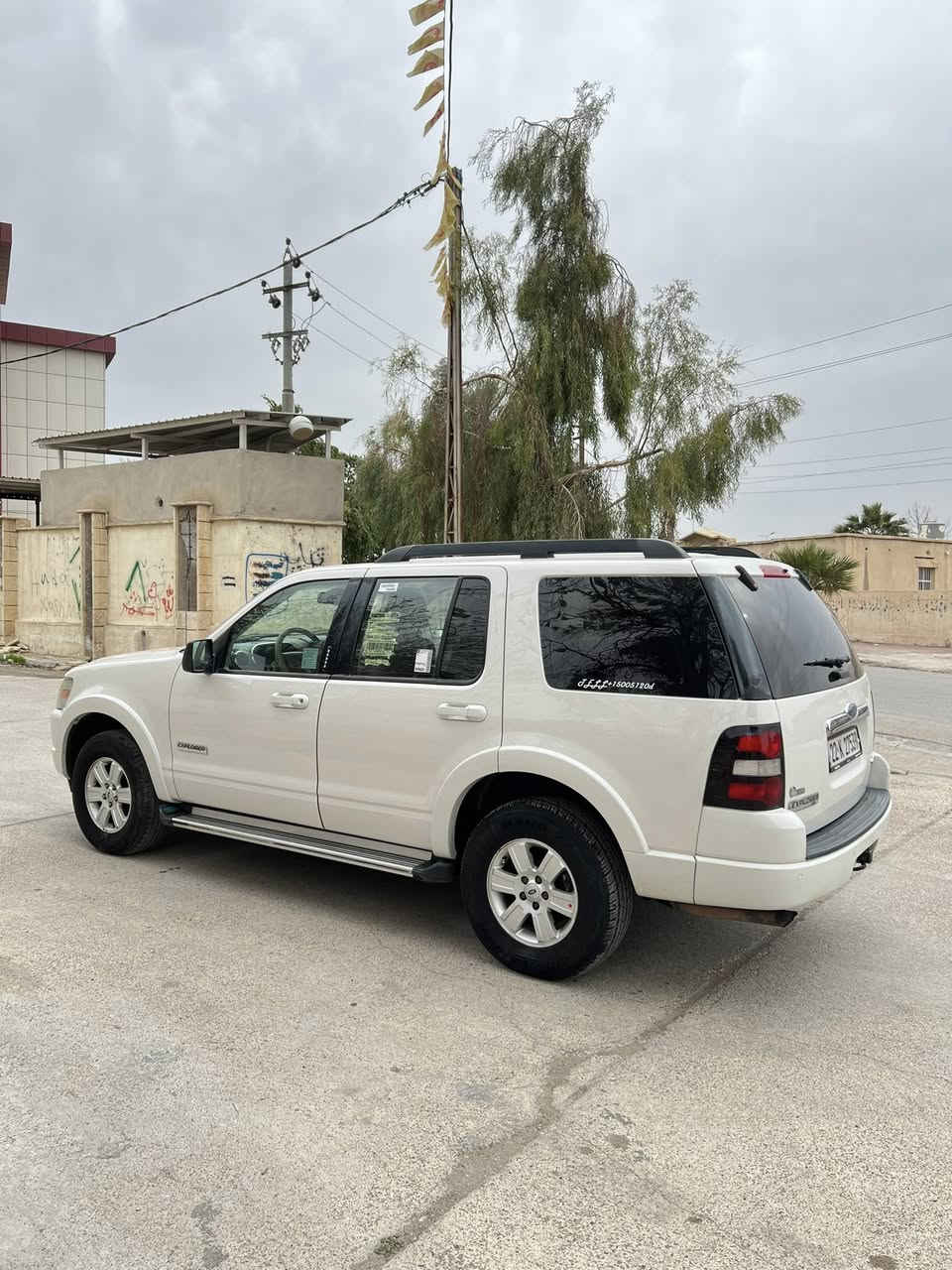 🚗فورد اكسبلور موديل 2008 خليجي شة ريكه نيڤا گيرومحرك شرط مواصفات جامات مرايه كهربائيه قوفل مركزي بيلدي دبل اكسل لايتات زينون تاخم ويل تايه بيلدي ABSتبريدحاروباردشغل تاخم تايرات جديد صدر كول جديد كهربائيات عام شغال مابيه نقص سيارة مابيه صبوخ كلين ومآبيه ضرب و بدون شخط عام جديد سنوي جديد راقم جديد و شرط تحويل وواكال وخرامات سيارة بسمي سعرة 103$بيه مجال ☎️📞***********
