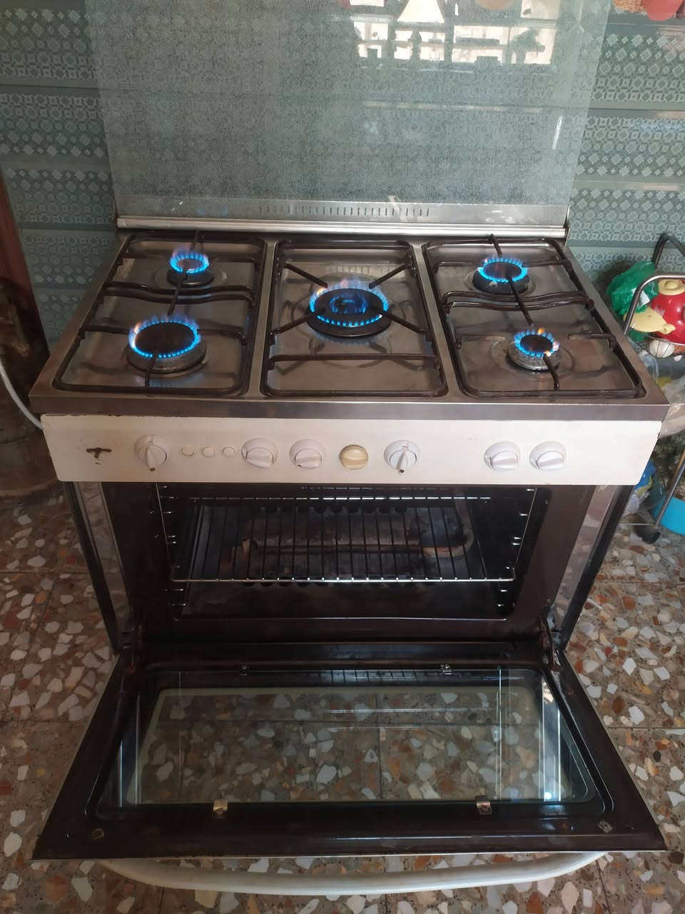 طباخ فريش مصري باب الاول بلادي نضيف وشغال عل فحص تواصل خاص


**إذا كنت صاحب هذا الإعلان وتريد حذفه لأي سبب، رجاءا أرسل رسالة إلى الدعم الفني**