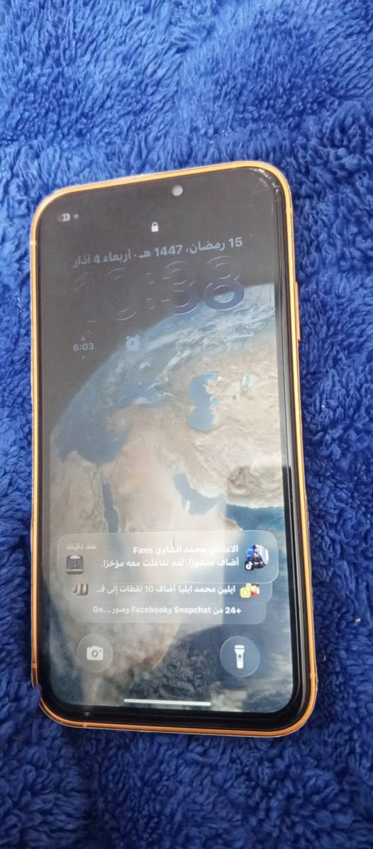 ايفون 11 محور ايفون 17
كسر بالشاشة وبالضهر
مغلف تغليف كامل للجمال 
مبدل بطارية اصلية 100 
حساس بصمة الوجه عطلانة ماعرف شبيها
الجهاز ماتي استعمال شخصي نضيف وبي حساباتي كاملة بيه 
سعرة 170 الف 
خاص او اتصال ***********
