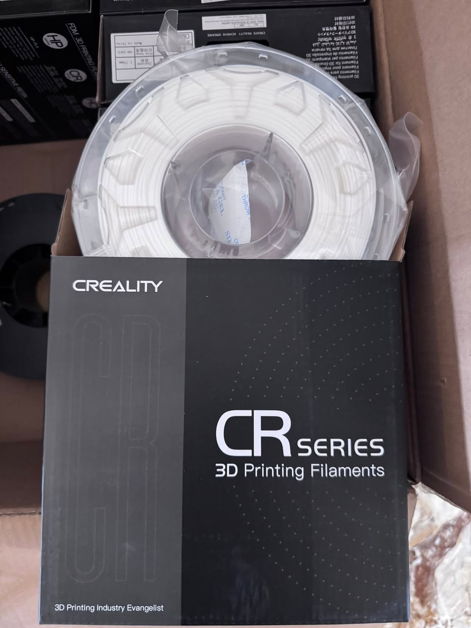 طابعه ثلاثيه  الابعاد من شركه creality نوعها  10 Smart pro
ابعاد الطابعه 
40*30*30
تحتوي على شاشه لمس ذكيه للتحكم بالطباعه
وتحتوي على LED LIGHT تنور البروجكت كله 
الطابعه مستخدمه جدا قليل اسبوعين وتحتوي على كاميرا تسجيل اضافة الى ملحقات فلاش ورام 8g وعدة الفك    وبيها 8 رولات (فلمنت من شركه كريالتي الاصليه): 
1- ابيض عدد2x
2- رصاصي عدد2x
3-اسود عدد1x
4_لون الكاربون عدد1x
5_ رصاصي وذهبي مدمج عدد1x
6_ بنفسجي ووردي مدمج عدد1x

سعر الطابعه مع جميع ملحقاتها  700,000الف تشمل الفلمنت الماده الي تطبع بيها
عنواني بغداد/ حي الجهاد
انبار/فلوجه
للتواصل على الخاص او على الواتس اب الرقم 
***********
