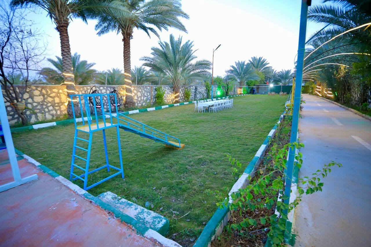💖 مزرعة نسيم  الريف الترفيهيه عروضنا مناسبة سعر الشفت 6 ساعات 125 💖عنوان  حله طريق العلويه شريفه بنت الحسن للحجز والاستفسار ***********
🌺محتويات المزرعة🌺 
🔴 مسبح كبير ومفلتر للكبار مع نجادات🏊‍♂️🏊‍♂️
🔴 تحتوي المزرعه على غرفتين منام وصاله
 مكيفه كبيره ومطبخ مجهز بالكامل وحمامات  مع جلسات ريفيه جميلة 
🔴 مكان مخصص للشواء 🍖🍗
🔴 صاله خاصه للالعاب فيشه و منضدة🎱🎱
🔴 ساحه كرة قدم ⚽️⚽️
🔴 ساحه لكرة الطائره و كرة السلة 🏐🤽‍♀️🤽🏾
🔴 حديقه خاصه لالعاب الاطفال 🛝🛝🛼
🔴 حدائق ومساحات خضراء واسعه 🏞️🛤️
🔴 كراج كبير للسيارات 🚘
🔴 جلسات خارجيه ⛱️
🔴 كهرباء 24 ساعه
 🔴اقامة المناسبات واعياد الميلاد 
لموقع https://maps.app.goo.gl/X2cKcMPgsUymWjEs7
💖 مزرعة نسيم  الريف الترفيهيه عروضنا مناسبة سعر الشفت 6 ساعات 125 💖عنوان  حله طريق العلويه شريفه بنت الحسن للحجز والاستفسار ***********
