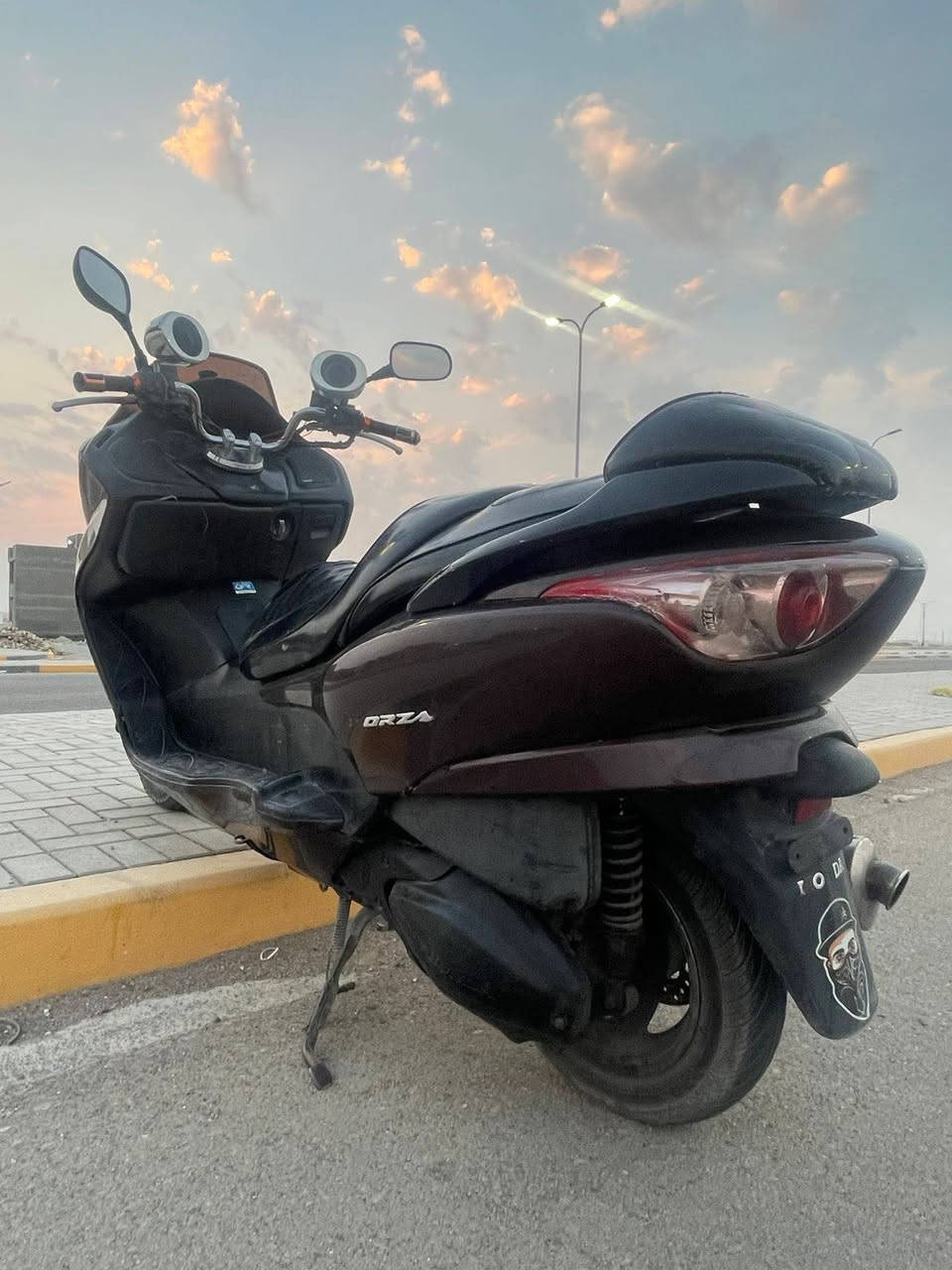 فورزه 08 عميه بلاد بدون كير 
السلام عليكم للبيع دراجه نضيفه وحلوه 
بيها بس اكسن تعبان شوي وبيها اكسن ما مشدود بل صندوك عطلان يشتغل مادري بي 
كزوز رياضي 
لايت زنون 
دبلات شغاله 
رون 1 ونص 
استان حساس 
كهربايات كلها شغاله 
دراجه ما طالعه وحلوه السعر للبيع 750 أو (مراوس بماكس جديده )وبيها مجال عنواني بصره حيانيه رقمي *********** بي واتساب الشراي يتفضل
