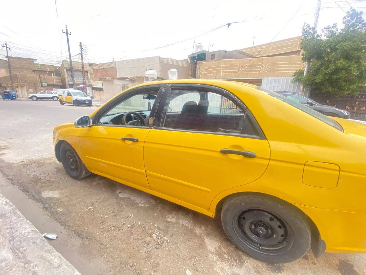 سيارة سبكترا 2009
مكينة حاوية جديدة 
رقم صلاح الدين 
السيارة بيها معجبون بالصفحة اليمنى 
السيارة ما بيها نقص
سعرها 62 وبيها مجال 
مكاني بغداد الشعب 
الاتصال على الرقم 
***********
