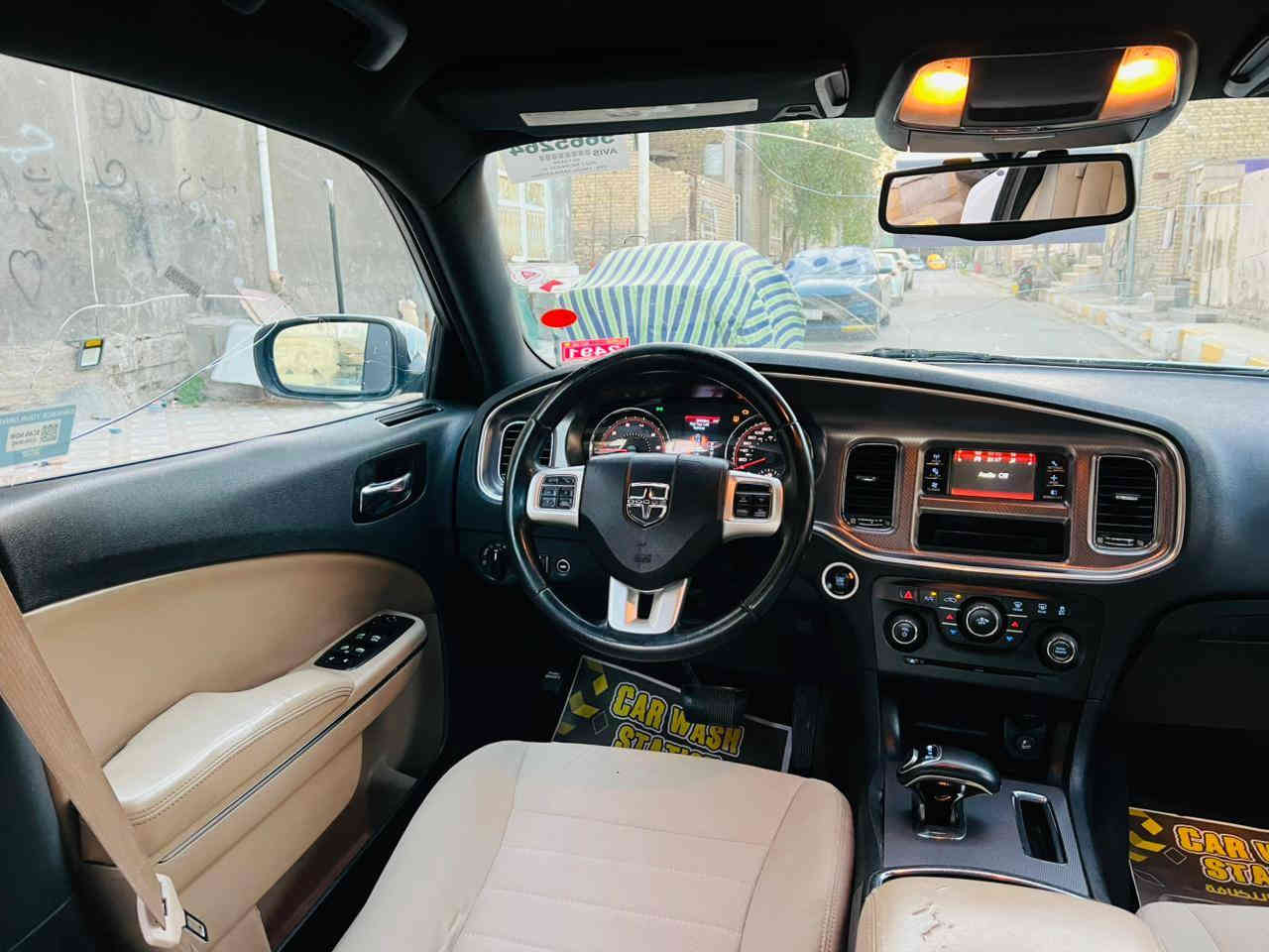 جارجر مديل 2014 حاويه مكفوله من الكص والضربه السعر85 بيه مجال قليل للستفسار اتصل بل الرقم ***********
