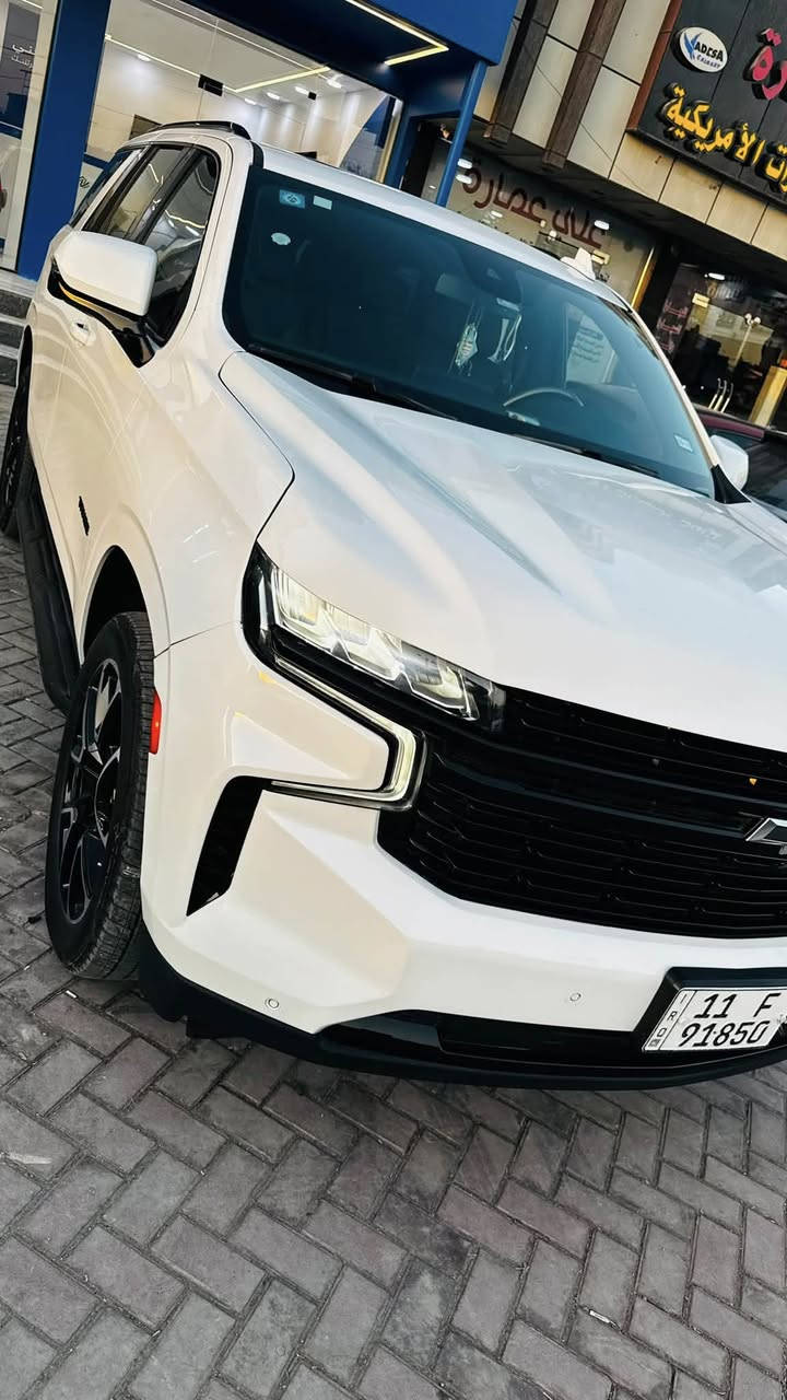 السلام عليكم 

�

للبيع شفروليت تاهو RST،
▪️ موديل: 2024
▪️ فئة: RST
▪️ محرك: 5.3 V8
▪️ عدد المقاعد: 7 ركاب vip
▪️ فتحة سقف بانوراما 
▪️ وارد أمريكي
▪️ اللون: أبيض

:
✅ تشغيل بصمة ودخول ذكي
✅ ريموت ستارت
✅ شاشة كبيرة متعددة الوظائف
✅ Apple CarPlay و Android Auto
✅ كاميرا وحساسات
✅ مقاعد جلد
✅ مثبت سرعة
✅ شحن لاسلكي
✅ إضاءة LED كاملة
✅ جنوط RST رياضية
✅ أنظمة أمان ومساعدة للسائق
حالة السيارة:
✔️ دعامية أمامية مبدلة
✔️ تصليح خفيف في البنيد
✔️ السيارة مرتبة وجاهزة للفحص 
� السعر المطلوب:45،500$ دولار
(مكلف في النشر)
عنوانها بغداد 
***********
