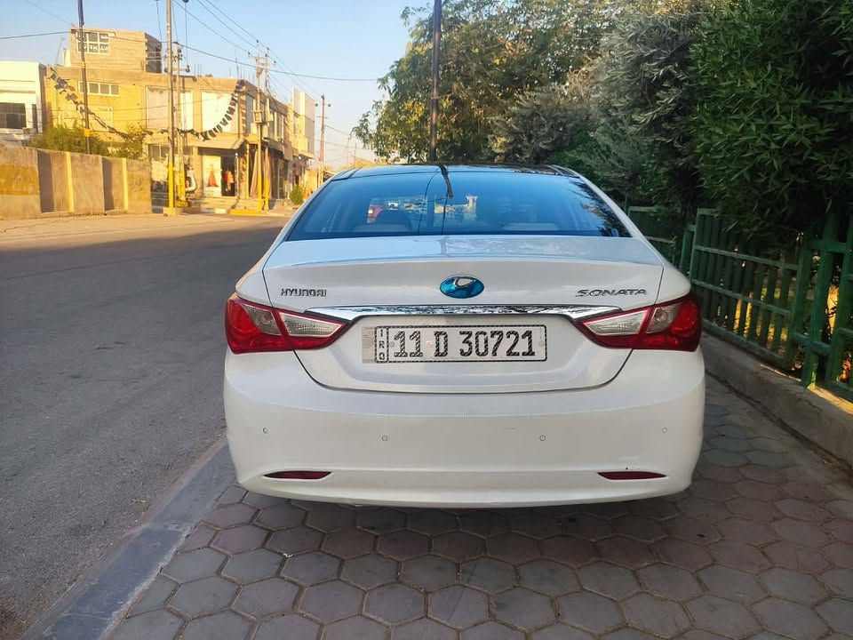 سوناتا 2011 خليجي مكينه 2400 فول مواصفات بيه صبغ بالصفحه اليمنه اثر شخط بدون معجون سياره رقم بغداد باسمي كير مكينه حداديه تبريد كله جديد السعر 110
مكاني كربلاء 
***********
