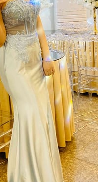 فستان بغداد • مقاس M/L • وزن ٥٠-٦٥