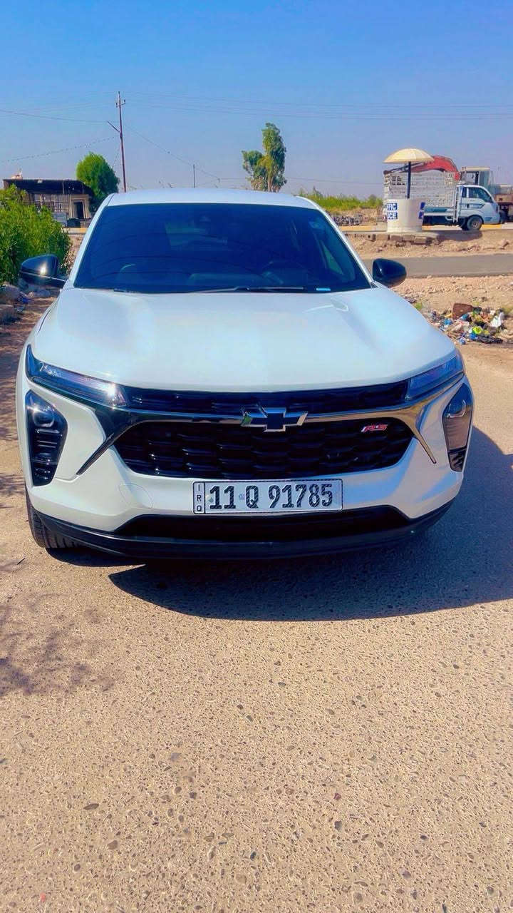 السعر 135وبيها مجال 🚗 للبيع  شفروليه تراكس 2024 – مواصفات مميزة

🔹 الموديل: 2024
🔹 الفئة: 1RS
🔹 الحالة: بدون صبغ نهائيًا، فقط بارد بالبنيد
🔹 الرقم: بغداد – السيارة باسمي
🔹 الممشى: 33 ألف ميل
🔹 الاستخدام: شخصي – غير مستهلكة

🔹 أنظمة الأمان والمساعدة:
✔️ رادار
✔️ تثبيت سرعة
✔️ تحديد مسار (Lane Assist)

🔹 الراحة والمقصورة:
✔️ تدفئة الكشنات
✔️ تدفئة الستيرن
✔️ تشغيل عن بُعد

🔹 الشكل والتصميم:
✔️ شكل رياضي
✔️ جنوط رياضية
✔️ تصميم شبابي أنيق

🔹 الوقود: بنزين عادي ومحسّن

💰 السعر النقدي: 135وبيها مجال
▫️ المكان ديالى بعقوبة
الرقم ***********
