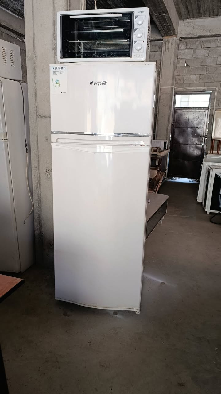 سلاوی خوداتان لێبێت سەلاجەی ئەرجەلیکی 18 قەدەم بۆ  فـرۆشتن  سەلاجە هیچ کێشەو مشکیلەی نیە هەر بەرێزێک خوازیارە پەیوەندی  بکات یا خود نامە بنێریت 
 ***********
***********
تێبینی ناو نیشانم  سۆران بەرزێوە
