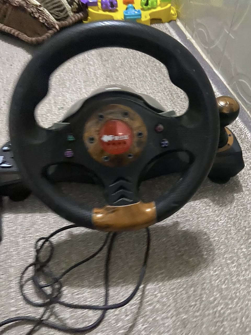 دركسون   
شتغل ps1-ps2-ps3-ps4-ps5
PC مضبوت بس سكليتر بنزين  
سعر٢٥ الف توصيل موجود 
كل محافضات


**إذا كنت صاحب هذا الإعلان وتريد حذفه لأي سبب، رجاءا أرسل رسالة إلى الدعم الفني**