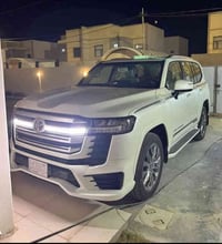 لاندكروز GXR • ٢٠٢٣ • مشيه ٢٢ الف