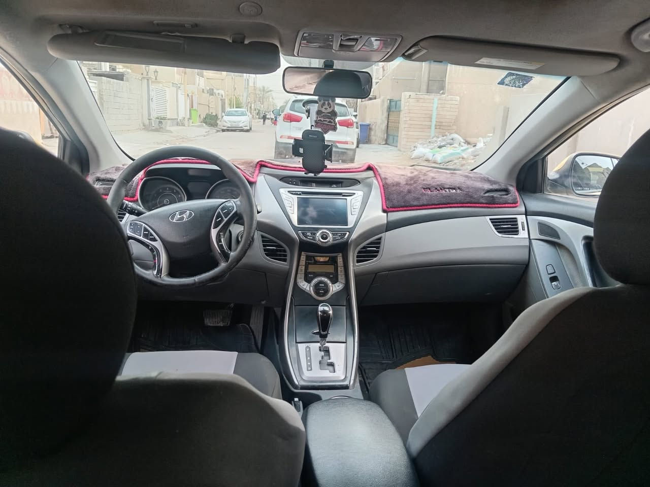 هونداي النترا موديل 2014 كير ATM وارد امريكي
مكينة گير حدادية تبريد على الفحص
حجم المحرك 2000 دوش المرغوب لا تبخير ولا تنقيص مكفول 
المواصفات 
تحكم ستيرن جهتين مثبت سرعة 
تدفئه ستيرن 
شاشة كبيره أندرويد
كامره دواره 
تدفئه تبريد 
تدفئه تبريد كشنات 
قطعتين تبريد 
فتحة + بصمة فول مواصفات 
مكان السيارة بغداد
رقم بغداد  بسمي تحويل ثاني يوم  مصفره هيئه وغرامات سنويه وهزه جديده
سعرها 105  بيها مجال    
أي استفسار  ***********
