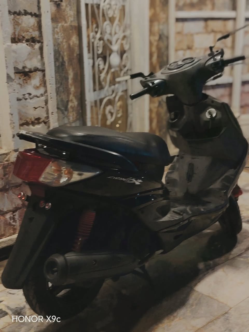 سلام عليكم سكنس فحل ياباني دراجه نضيفه شلعه ومعدل كله شغال بيها سعر 950 وبيها مجال  مكاني بغداد تواصل وتساب***********
