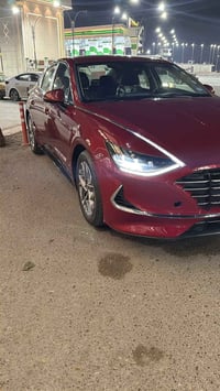 المسافة المقطوعة :7000 حجم المحرك : 2.5 عدد الاسطوانات : ٤ سلندر اللون...