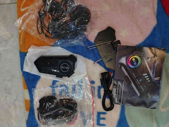 سماعه خوذه ماركة p102x
جديد بالكارتون مع كامل ملحقات
السعر 25 مع التوصيل
للتواصل وات ساب
***********
