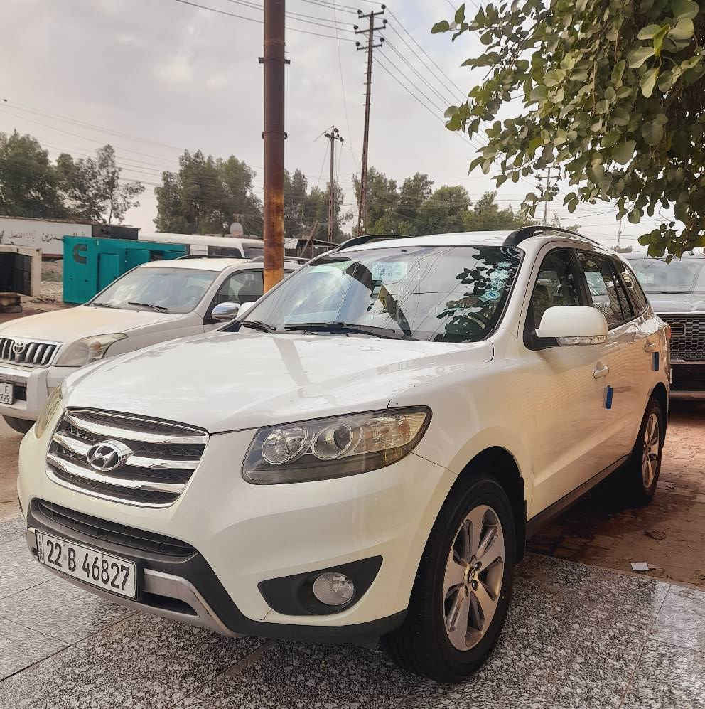 السلام عليكم. هونداي سنتافي 2012 خليجي .فول مواصفات 1\1 الشركه الدوليه. رقم اربيل الجديد سنويه لل٢٠٢٨.  مكفوله كفاله عامه من الضربه والصبغ والتبديل والبارد. ماشيه (١٢٠)الف. (سياره جديده ع وضع الشركه) الاستفسار []{***********]. فول مواصفات 1\1. فتحه سقف.  شاشه اندرويد HD. كامره خلفيه. اشاير بلمرى. شباك نيكل بلاد. ثلاجه. 7راكب. تبريد 3 قطع خلفي وامامي.  ويلكب 19 نيكل. مرايات شفط. دواخل بيجي عسلي مطعم بصاج خشبي. كير صاج وستيرن صاج ودشبول صاج. لد خلفي امامي.  مكينه (4 سلندر. 2400 )   اخوان السياره بلكارتون  ( وبلعافيه علياخذهه  لان سياره مامتعوبه وستخدام شخصي. )  وغراضهه وعدتهه وجكهه وسبيرهه مانازلات.  اخوان الشراي يتصل ويدلل والسعر بي مجال  ***********. واعتذر ع اللاطاله. البصرة, العراق

