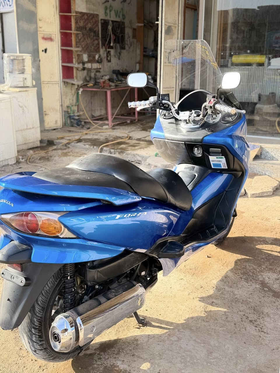 سلام عليكم
فورزا 10/0 للبيع السعر 17$ وبيها مجال

كفالة عامة على وضع الشركة
لون مميز چويتي 
وسستم صوت بالجنطة
مفولة للأخير الدراجة خير من الله مداريها دهن امزويل وبانزين محسن ماشيه 50 الف

العنوان :ديوانية 
للأستفسار:***********
