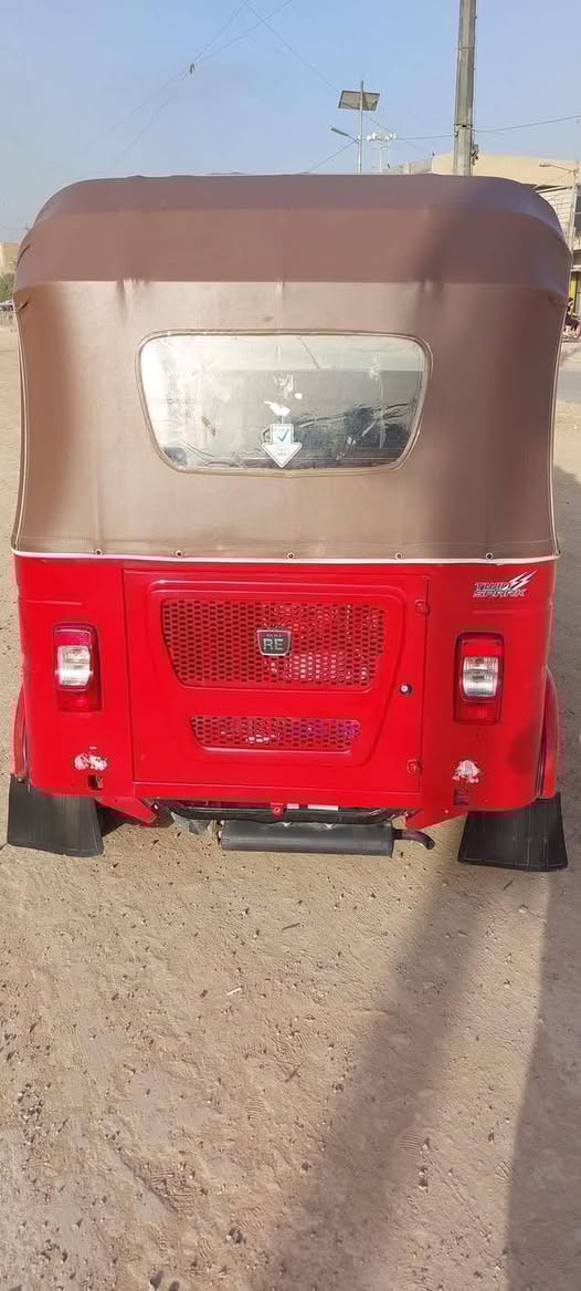 السلام عليكم تك تك للبيع السعر مليون و200
***********
