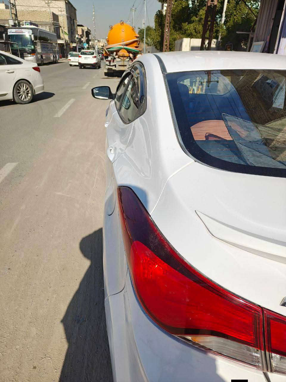 النترا 2016 سيارة مكفولة بأستثناء باب خلف سائق مبدل  حدادية وتبريد جديد . رقم ذي قار بأسمي مشروع وطني مداور ثاني  بأي مكان تكدر داور 
ا((لسعر 120 قابل للتفاوض ))
العنوان .. النجف  شارع حنون ..
للاتصال على ارقام التالية ***********
***********
((ملاحظة مكلف بنشر اتصل مباشرة بصاحب السيارة ))
***********
*********** النجف, العراق
