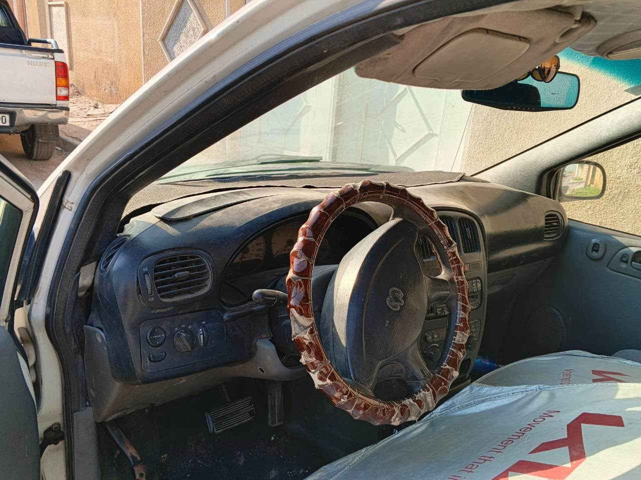 السلام عليكم 
دوج كرنفال موديل 2004 بدون صبغ محرك بلادي 3300 تبريد قطعه وحده مكانها بغداد حي اور او شعب
***********
سعر 62 بيها مجال بغداد, العراق
