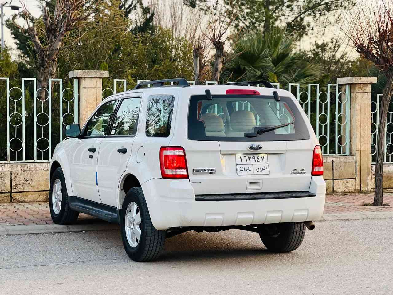 ***********
***********
ئەم فۆرتە بۆ فرۆشتن مۆدیل2012 بۆیاغی نییە دەبڵ ئەکسلە سەنەوی بەسەر چوە چوار تایەی تازە
سعر145گەڵاو کەمێک مەعامەکە السليمانية, العراق
