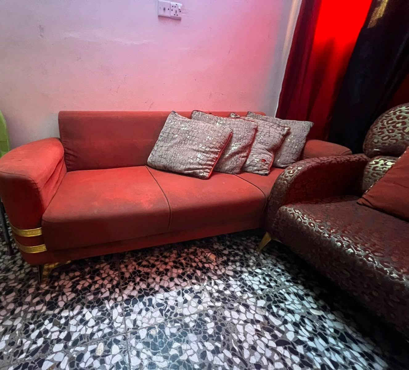 تخم تركي ٨ مقاعد مابي اي كسر فقط يرادله غسل وهاهيه مكانه بغداد وبي مجال بغداد, العراق


**إذا كنت صاحب هذا الإعلان وتريد حذفه لأي سبب، رجاءا أرسل رسالة إلى الدعم الفني**