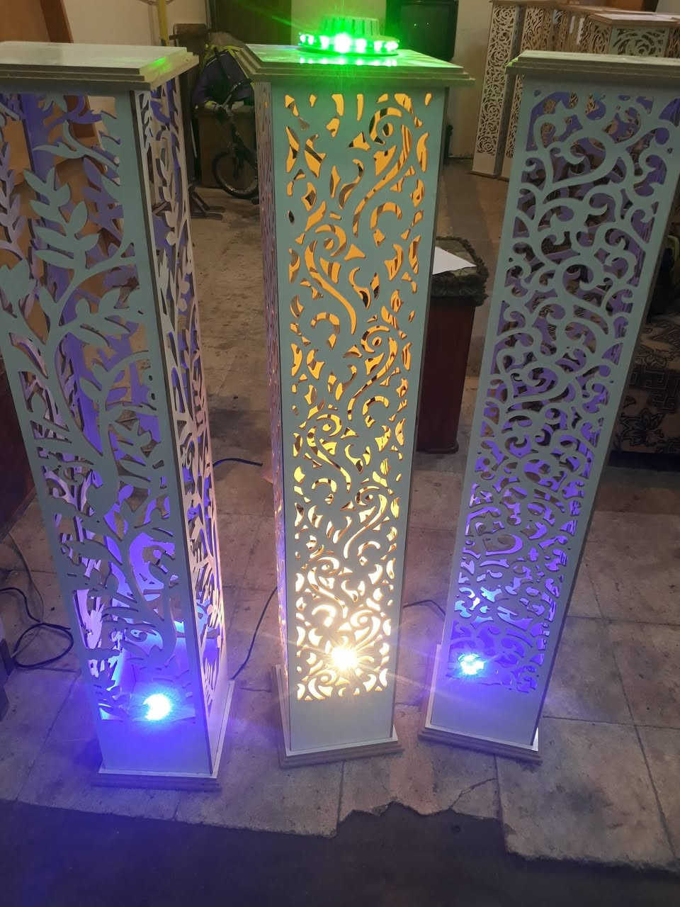 السلام عليكم تيبل لمب نقش سين سي شغل درجة اولى العنوان حي فلسطين للاستفسار الاتصال  ***********
