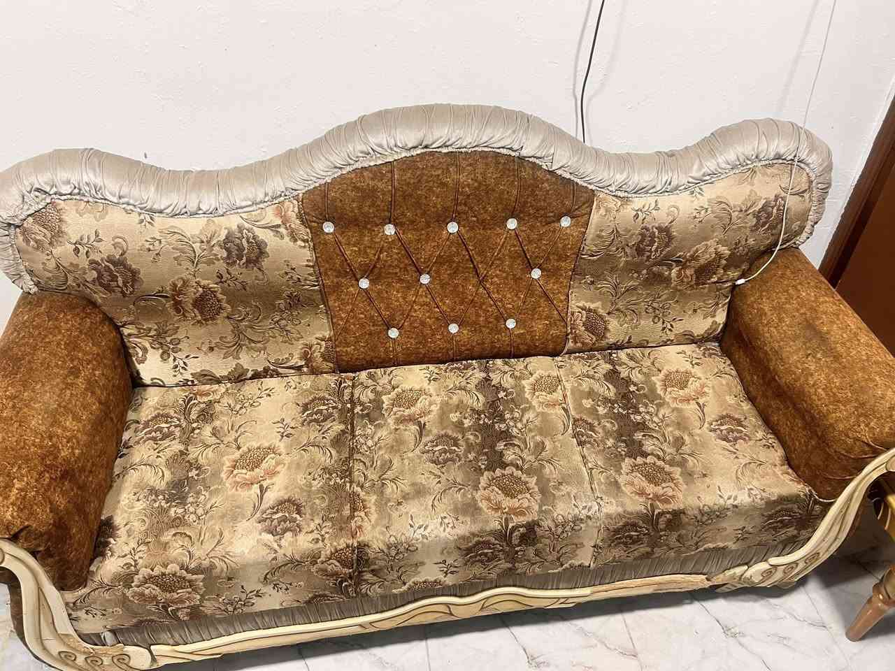 سلام عليكم تخم 10معقد  طبلات5وحده جبيه تخم ول طبلات 500فقط هاثه رقمي بي واساب ***********
